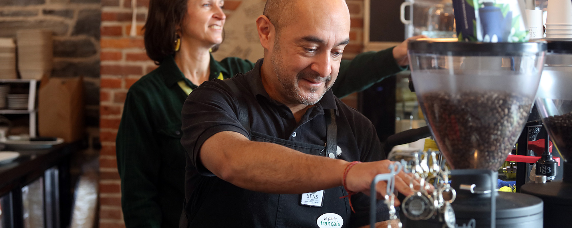 RS19033_Sens Cafe Barista Pierre Tardiveau making coffee at Sens Cafe